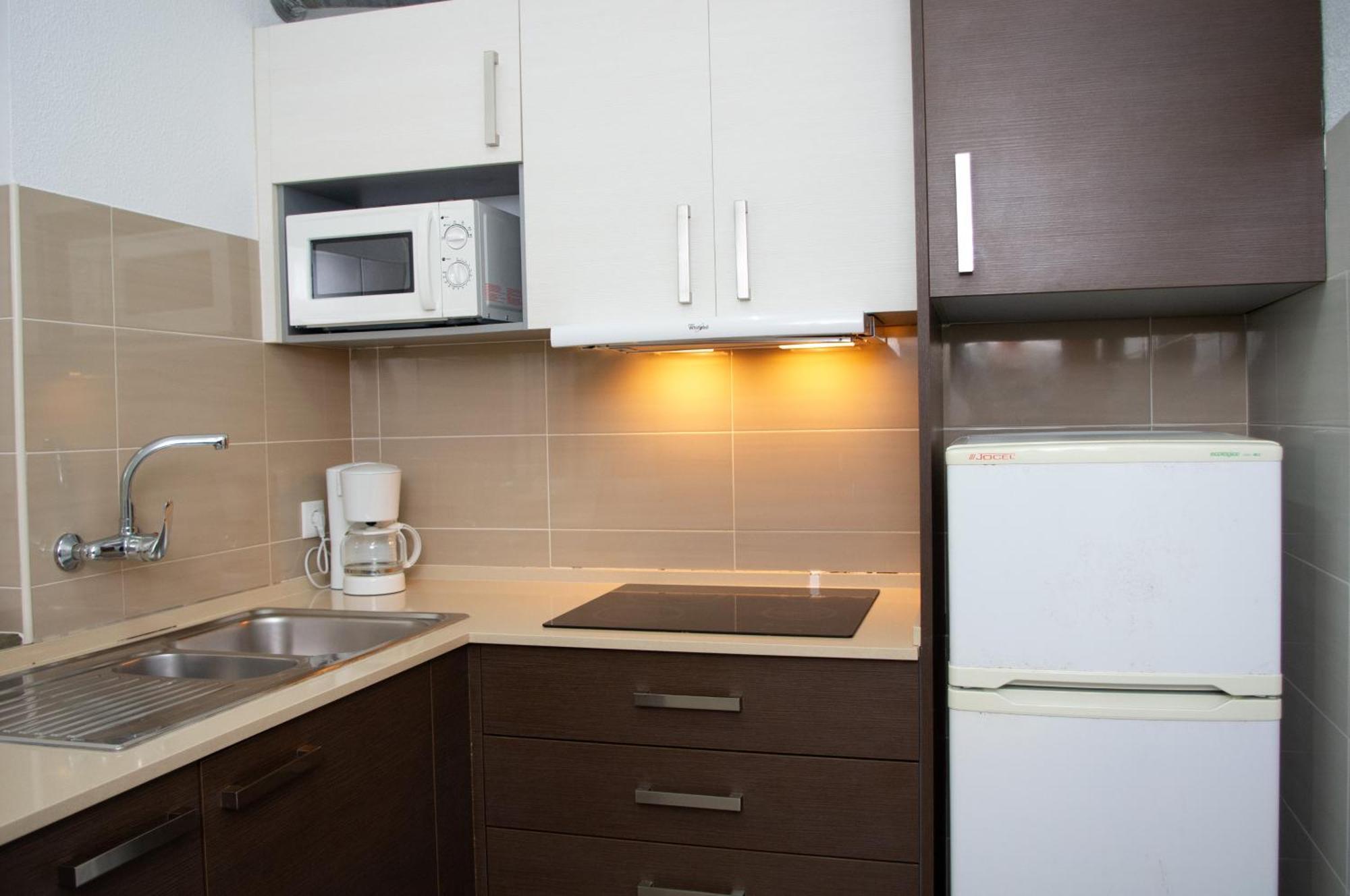 Apartamentos Monte Da Rosa Віла-Нова-де-Мілфонтеш Екстер'єр фото